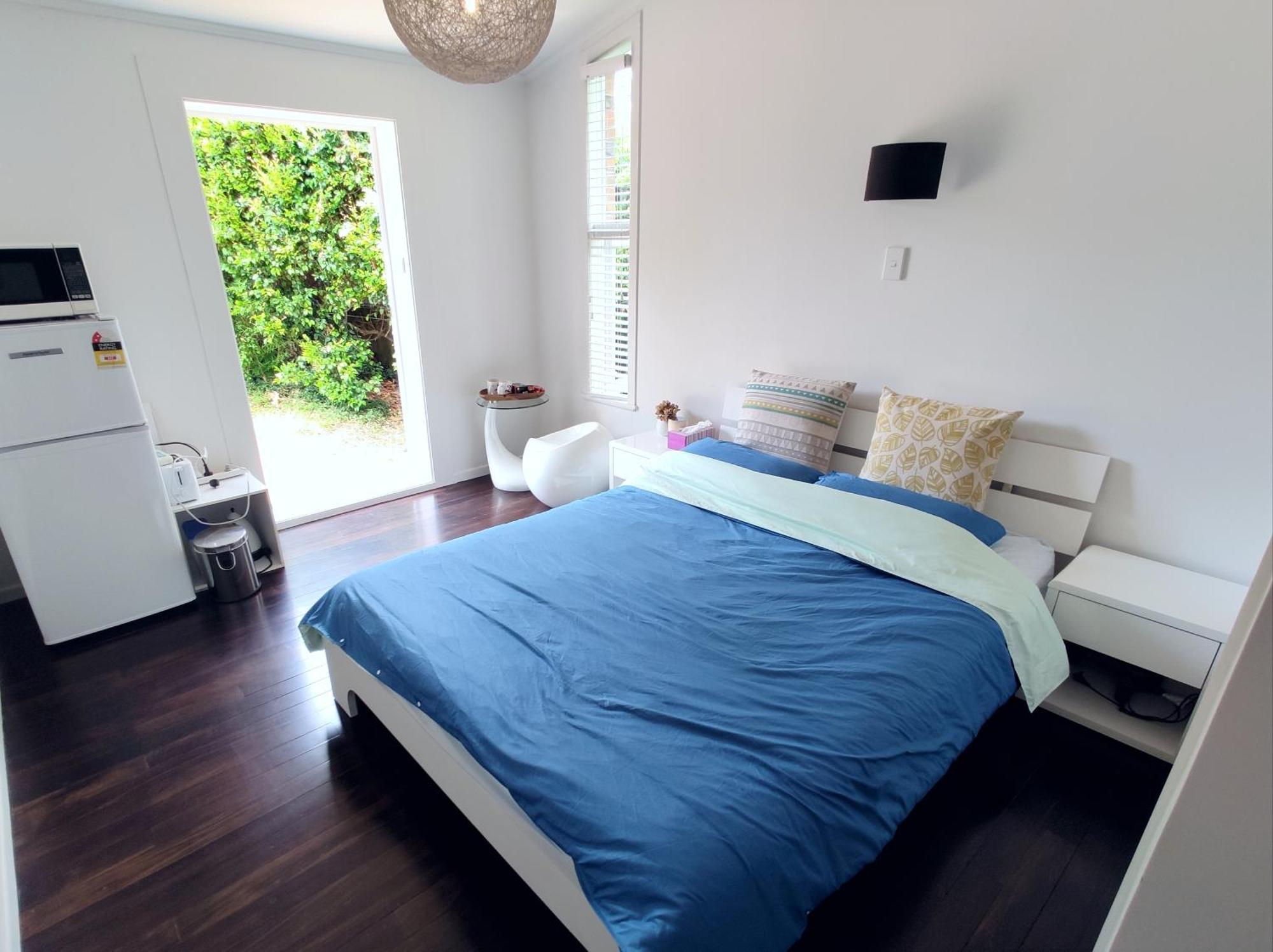 Separate Entry Guest Room With Private Bathroom In Forrest Hill Auckland Exterior photo